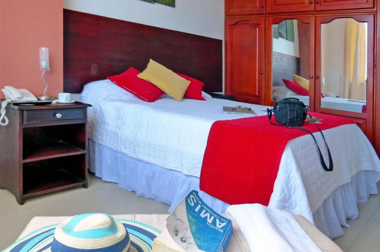 Hospedaje Brisas Del Pacifico Puerto Ayora  Hotel Puerto Ayora (Galapagos Islands)